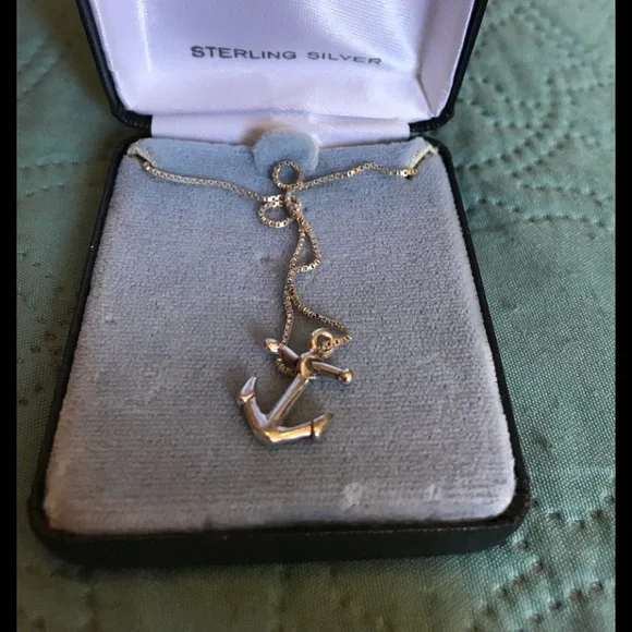 Women’s necklace - Picture 1 of 2